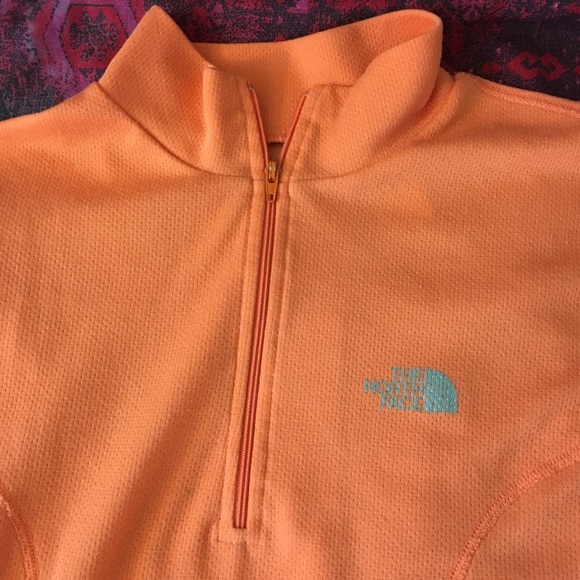 NORTH FACE light orange 1/4 zip running jacket - Picture 4 of 7